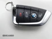 ✅ 2020 BMW 3 Series M340i xDrive • VIN: WBA5U9C01LFH09483 • Lot: 43579055. Wystawiony na IAAI z przebiegiem 26 564 mil. Bezpłatny archiwum sprzedaży aukcyjnych z USA i szczegółowy raport historii pojazdu na DreamBid. Zdjęcie 11.