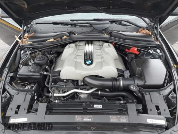 ✅ 2005 BMW 6 Series 645Ci • VIN: WBAEH73465CF95156 • Лот: 43740813. Опубликован ранее на IAAI с пробегом 99 354 миль. Бесплатный доступ к архиву аукционных продаж из США и подробный отчёт об истории автомобиля на DreamBid. Изображение 10.