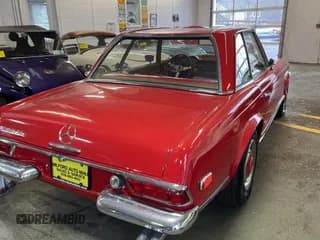 ✅ 1968 Mercedes-Benz 250 • VIN: 00011304312004617 • Lot: 47456365. Wystawiony na Copart z przebiegiem 12 592 mil. Bezpłatny archiwum sprzedaży aukcyjnych z USA i szczegółowy raport historii pojazdu na DreamBid. Zdjęcie 4.