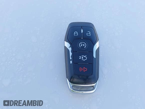 ✅ 2016 Ford Explorer Limited • VIN: 1FM5K8F89GGC20293 • Lot: 41999584. Wystawiony na IAAI z przebiegiem 90 840 mil. Bezpłatny archiwum sprzedaży aukcyjnych z USA i szczegółowy raport historii pojazdu na DreamBid. Zdjęcie 11.