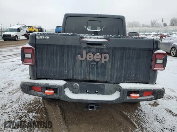 ✅ 2024 Jeep Gladiator Mojave X • VIN: 1C6JJTEG1RL111071 • Лот: 45553485. Опубликован ранее на Copart с пробегом 5 766 миль. Бесплатный доступ к архиву аукционных продаж из США и подробный отчёт об истории автомобиля на DreamBid. Изображение 6.