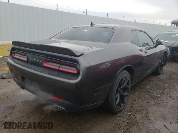 ✅ 2016 Dodge Challenger SXT Plus • VIN: 2C3CDZAG6GH290272 • Lot: 41057672. Wystawiony na Copart z przebiegiem 48 746 mil. Bezpłatny archiwum sprzedaży aukcyjnych z USA i szczegółowy raport historii pojazdu na DreamBid. Zdjęcie 4.