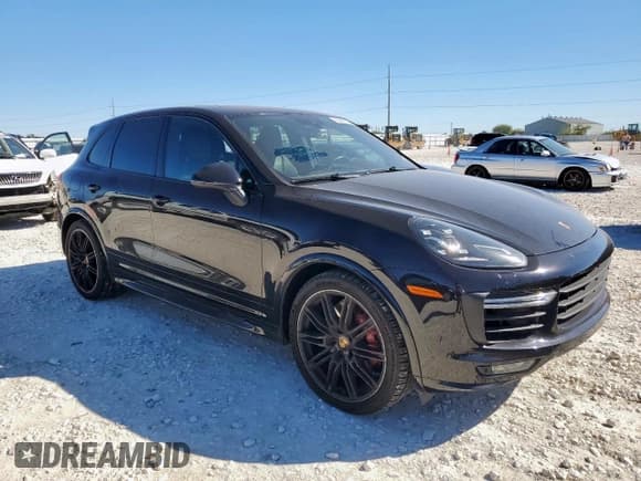 ✅ 2016 Porsche Cayenne GTS • VIN: WP1AD2A28GLA72320 • Lot: 90809395. Wystawiony na Copart z przebiegiem 113 878 mil. Bezpłatny archiwum sprzedaży aukcyjnych z USA i szczegółowy raport historii pojazdu na DreamBid. Zdjęcie 4.