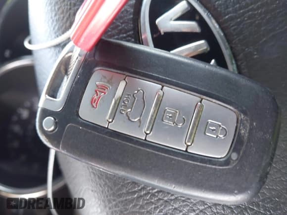 ✅ 2013 Kia Sorento EX • VIN: 5XYKUDA22DG411937 • Lot: 42489232. Wystawiony na IAAI z przebiegiem 118 595 mil. Bezpłatny archiwum sprzedaży aukcyjnych z USA i szczegółowy raport historii pojazdu na DreamBid. Zdjęcie 11.