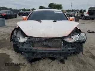 ✅ 2015 Hyundai Genesis Coupe 3.8L Base • VIN: KMHHT6KJ0FU128867 • Lot: 53978015. Wystawiony na Copart z przebiegiem 80 383 mil. Bezpłatny archiwum sprzedaży aukcyjnych z USA i szczegółowy raport historii pojazdu na DreamBid. Zdjęcie 5.