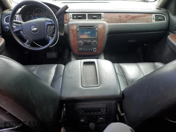 ✅ 2007 Chevrolet Avalanche 1LT • VIN: 3GNFK12357G187654 • Lot: 69783025. Listed on Copart with 253,040 mi. Free auction sales archive from the USA and detailed vehicle history report at DreamBid. Image 8.