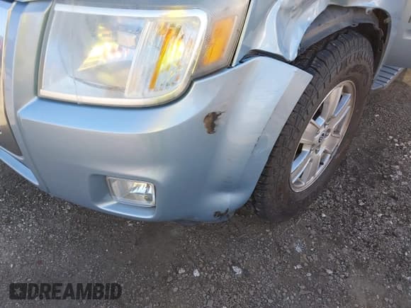 ✅ 2008 Mercury Mariner • VIN: 4M2CU81178KJ00985 • Lot: 43513743. Wystawiony na IAAI z przebiegiem 117 693 mil. Bezpłatny archiwum sprzedaży aukcyjnych z USA i szczegółowy raport historii pojazdu na DreamBid. Zdjęcie 18.