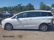 ✅ 2013 Mazda 5 Touring • VIN: JM1CW2CL8D0153437 • Lot: 42181891. Wystawiony na IAAI z przebiegiem 118 610 mil. Bezpłatny archiwum sprzedaży aukcyjnych z USA i szczegółowy raport historii pojazdu na DreamBid. Zdjęcie 15.