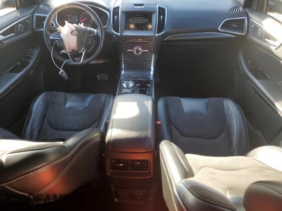 ✅ 2019 Ford Edge ST • VIN: 2FMPK4AP5KBB94355 • Lot: 86131655. Listed on Copart with 139,486 mi. Free auction sales archive from the USA and detailed vehicle history report at DreamBid. Image 8.