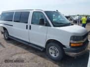 ✅ 2019 Chevrolet Express Passenger LT • VIN: 1GAZGPFG7K1201240 • Lot: 42419677. Wystawiony na IAAI z przebiegiem 190 781 mil. Bezpłatny archiwum sprzedaży aukcyjnych z USA i szczegółowy raport historii pojazdu na DreamBid. Zdjęcie 1.