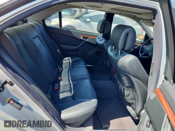 ✅ 2004 Mercedes-Benz S 430 • VIN: WDBNG70J84A428612 • Лот: 81462785. Опубликован ранее на Copart с пробегом 155 002 миль. Бесплатный доступ к архиву аукционных продаж из США и подробный отчёт об истории автомобиля на DreamBid. Изображение 10.