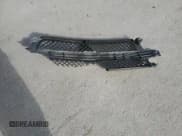 ✅ 2001 Chevrolet Silverado 2500HD LS • VIN: 1GCHK24181E207171 • Lot: 41771075. Wystawiony na Copart z przebiegiem 238 225 mil. Bezpłatny archiwum sprzedaży aukcyjnych z USA i szczegółowy raport historii pojazdu na DreamBid. Zdjęcie 14.