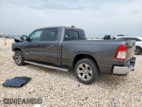 ✅ 2019 Ram 1500 Big Horn • VIN: 1C6SRFMT5KN637971 • Lot: 59611275. Wystawiony na Copart z przebiegiem 148 203 mil. Bezpłatny archiwum sprzedaży aukcyjnych z USA i szczegółowy raport historii pojazdu na DreamBid. Zdjęcie 2.