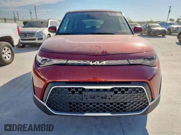 ✅ 2025 Kia Soul LX • VIN: KNDJ23AU6S7246966 • Lot: 84711585. Listed on Copart with 8,052 mi. Free auction sales archive from the USA and detailed vehicle history report at DreamBid. Image 5.
