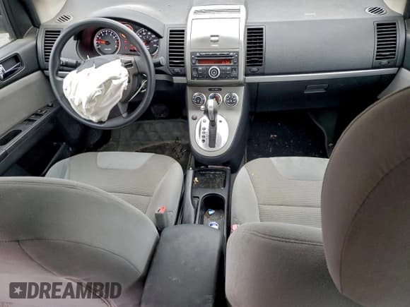 ✅ 2012 Nissan Sentra S • VIN: 3N1AB6AP7CL757257 • Lot: 93720865. Wystawiony na Copart z przebiegiem 138 629 mil. Bezpłatny archiwum sprzedaży aukcyjnych z USA i szczegółowy raport historii pojazdu na DreamBid. Zdjęcie 8.