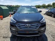 ✅ 2018 Hyundai Santa Fe 2.4L • VIN: 5XYZU3LB1JG529527 • Лот: 63758023. Опубликован ранее на Copart с пробегом 79 833 миль. Бесплатный доступ к архиву аукционных продаж из США и подробный отчёт об истории автомобиля на DreamBid. Изображение 5.