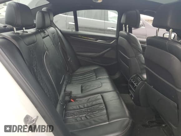 ✅ 2018 BMW 5 Series M550i xDrive • VIN: WBAJB9C59JB035942 • Lot: 57274105. Listed on Copart with 95,879 mi. Free auction sales archive from the USA and detailed vehicle history report at DreamBid. Image 10.