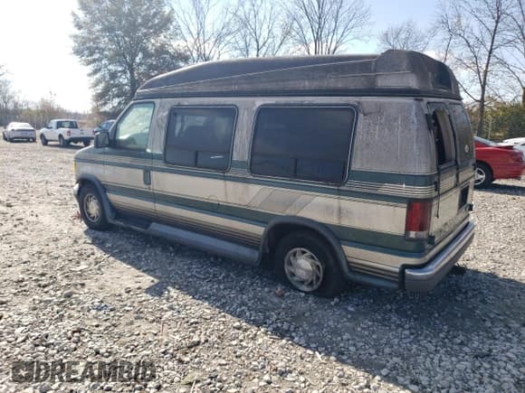 ✅ 1995 Ford Econoline Cargo • VIN: 1FDEE14H6SHA39673 • Лот: 78105374. Опубликован ранее на Copart с пробегом Не указан. Бесплатный доступ к архиву аукционных продаж из США и подробный отчёт об истории автомобиля на DreamBid. Изображение 2.