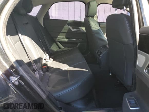 ✅ 2017 Jaguar XF 35t Premium • VIN: SAJBD4BV2HCY46381 • Lot: 50384745. Listed on Copart with 84,040 mi. Free auction sales archive from the USA and detailed vehicle history report at DreamBid. Image 10.