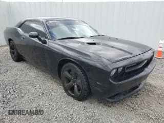 ✅ 2013 Dodge Challenger SXT • VIN: 2C3CDYAG4DH641542 • Lot: 44901395. Wystawiony na Copart z przebiegiem 99 952 mil. Bezpłatny archiwum sprzedaży aukcyjnych z USA i szczegółowy raport historii pojazdu na DreamBid. Zdjęcie 4.