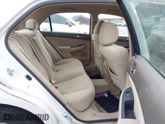 ✅ 2007 Honda Accord LX • VIN: 1HGCM56487A063832 • Lot: 43722318. Listed on IAAI with 149,433 mi. Free auction sales archive from the USA and detailed vehicle history report at DreamBid. Image 8.