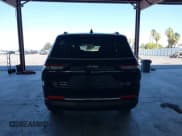 ✅ 2022 Jeep Grand Cherokee Limited • VIN: 1C4RJKBG9N8513511 • Лот: 43326064. Опубликован ранее на IAAI с пробегом 23 298 миль. Бесплатный доступ к архиву аукционных продаж из США и подробный отчёт об истории автомобиля на DreamBid. Изображение 16.