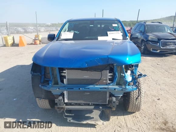 ✅ 2022 Chevrolet Colorado 4WD Z71 • VIN: 1GCGTDEN8N1304213 • Лот: 42937775. Опубликован ранее на IAAI с пробегом 26 868 миль. Бесплатный доступ к архиву аукционных продаж из США и подробный отчёт об истории автомобиля на DreamBid. Изображение 11.