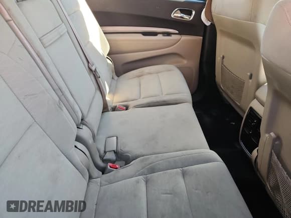 ✅ 2018 Dodge Durango SXT • VIN: 1C4RDHAG9JC100877 • Лот: 70054305. Опубликован ранее на Copart с пробегом Не указан. Бесплатный доступ к архиву аукционных продаж из США и подробный отчёт об истории автомобиля на DreamBid. Изображение 11.