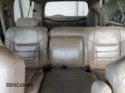 ✅ 2002 Ford Excursion Limited • VIN: 1FMSU43F22ED07806 • Lot: 52609545. Wystawiony na Copart z przebiegiem 511 068 mil. Bezpłatny archiwum sprzedaży aukcyjnych z USA i szczegółowy raport historii pojazdu na DreamBid. Zdjęcie 10.