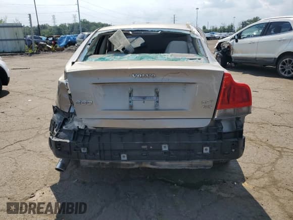✅ 2004 Volvo S60 • VIN: YV1RH59H542317976 • Лот: 65174294. Опубликован ранее на Copart с пробегом Не указан. Бесплатный доступ к архиву аукционных продаж из США и подробный отчёт об истории автомобиля на DreamBid. Изображение 6.