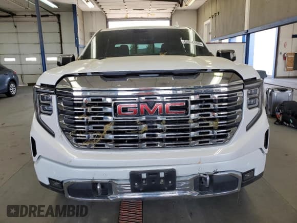 ✅ 2025 GMC Sierra 1500 Denali • VIN: 3GTUUGEL6SG159475 • Лот: 64856655. Опубликован ранее на Copart с пробегом Не указан. Бесплатный доступ к архиву аукционных продаж из США и подробный отчёт об истории автомобиля на DreamBid. Изображение 5.