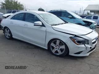 ✅ 2016 Mercedes-Benz CLA 250 • VIN: WDDSJ4EB7GN290733 • Lot: 43250560. Wystawiony na IAAI z przebiegiem 89 425 mil. Bezpłatny archiwum sprzedaży aukcyjnych z USA i szczegółowy raport historii pojazdu na DreamBid. Zdjęcie 1.
