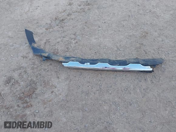 ✅ 2023 Mercedes-Benz GLC 300 • VIN: W1NKM4GB5PU026696 • Lot: 41238128. Wystawiony na IAAI z przebiegiem Nie podano. Bezpłatny archiwum sprzedaży aukcyjnych z USA i szczegółowy raport historii pojazdu na DreamBid. Zdjęcie 12.