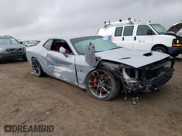 ✅ 2021 Dodge Challenger R/T Scat Pack • VIN: 2C3CDZFJ1MH510093 • Lot: 41109494. Wystawiony na Copart z przebiegiem 34 948 mil. Bezpłatny archiwum sprzedaży aukcyjnych z USA i szczegółowy raport historii pojazdu na DreamBid. Zdjęcie 4.