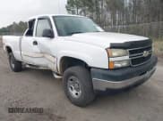 ✅ 2006 Chevrolet Silverado 2500HD LT2 • VIN: 1GCHK29U66E147563 • Лот: 41794770. Опубликован ранее на IAAI с пробегом 107 526 миль. Бесплатный доступ к архиву аукционных продаж из США и подробный отчёт об истории автомобиля на DreamBid. Изображение 1.