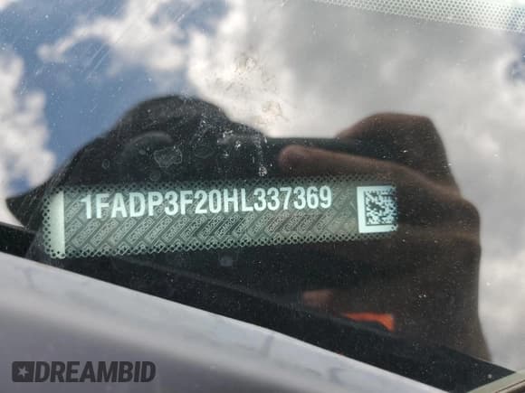 ✅ 2017 Ford Focus SE • VIN: 1FADP3F20HL337369 • Lot: 57708025. Wystawiony na Copart z przebiegiem 115 947 mil. Bezpłatny archiwum sprzedaży aukcyjnych z USA i szczegółowy raport historii pojazdu na DreamBid. Zdjęcie 12.