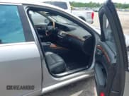 ✅ 2010 Mercedes-Benz S 550 • VIN: WDDNG7BB9AA339138 • Lot: 42656661. Listed on IAAI with 175,076 mi. Free auction sales archive from the USA and detailed vehicle history report at DreamBid. Image 5.