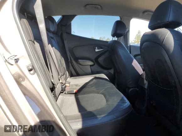 2013 Hyundai Tucson GLS z VIN KM8JU3AC6DU707956, wystawiony jako Copart lot #85569025 z przebiegiem 180 893 mil mil oraz Czysty tytuł • Clean title. Historia ofert i sprzedaży dostępna na DreamBid. Obrazek 10.