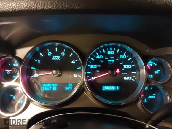 ✅ 2014 Chevrolet Silverado 2500HD LT • VIN: 1GC1KXC85EF131664 • Lot: 40820826. Listed on IAAI with 113,817 mi. Free auction sales archive from the USA and detailed vehicle history report at DreamBid. Image 7.