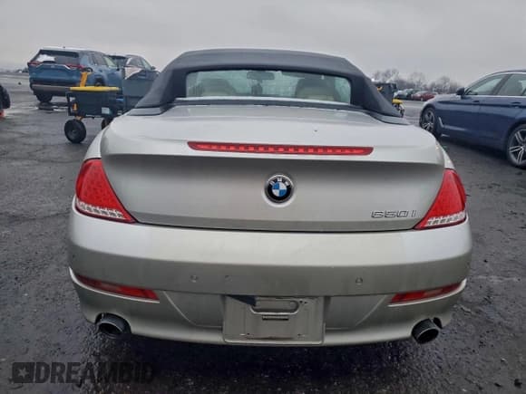 ✅ 2008 BMW 6 Series 650i • VIN: WBAEB53528CX61446 • Лот: 95021975. Опубликован ранее на Copart с пробегом Не указан. Бесплатный доступ к архиву аукционных продаж из США и подробный отчёт об истории автомобиля на DreamBid. Изображение 6.