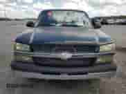 ✅ 2003 Chevrolet Silverado 1500 • VIN: 2GCEC19V031238862 • Lot: 72886864. Wystawiony na Copart z przebiegiem 335 703 mil mil. Skorzystaj z bezpłatnego archiwum sprzedaży aukcyjnych z USA i zobacz szczegółowy raport historii pojazdu na DreamBid. Zdjęcie 5.