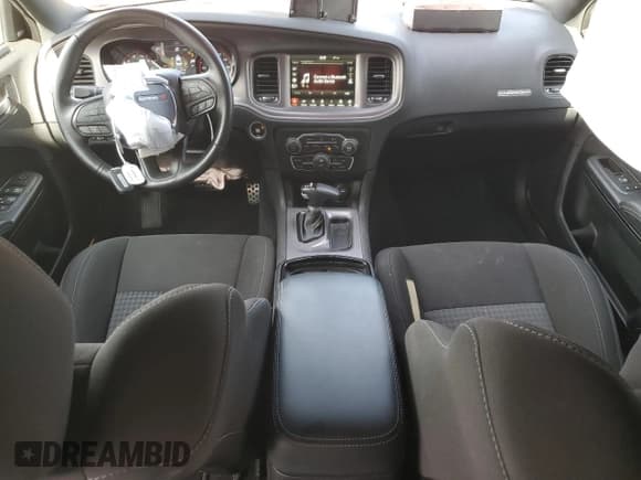 ✅ 2023 Dodge Charger GT • VIN: 2C3CDXMG5PH620872 • Lot: 58199655. Wystawiony na Copart z przebiegiem 18 919 mil. Bezpłatny archiwum sprzedaży aukcyjnych z USA i szczegółowy raport historii pojazdu na DreamBid. Zdjęcie 8.