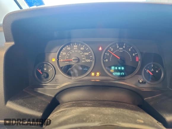 ✅ 2008 Jeep Compass Sport • VIN: 1J8FT47W28D705415 • Lot: 90346925. Listed on Copart with 129,817 mi. Free auction sales archive from the USA and detailed vehicle history report at DreamBid. Image 9.