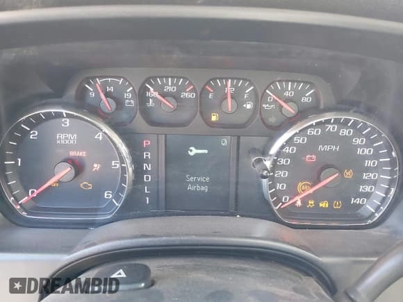 ✅ 2017 Chevrolet Silverado 2500HD Work Truck • VIN: 1GC1KUEG0HF101947 • Lot: 43635344. Wystawiony na IAAI z przebiegiem 188 245 mil. Bezpłatny archiwum sprzedaży aukcyjnych z USA i szczegółowy raport historii pojazdu na DreamBid. Zdjęcie 7.