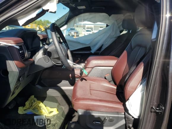 ✅ 2024 Ford Expedition Limited • VIN: 1FMJU1K84REA92176 • Lot: 90357895. Listed on Copart with 7,644 mi. Free auction sales archive from the USA and detailed vehicle history report at DreamBid. Image 7.