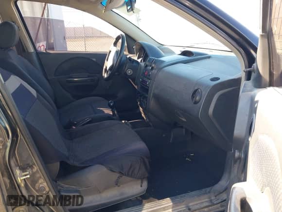 2007 Chevrolet Aveo LS с VIN KL1TD66657B758177, выставлен на аукционе IAAI как лот 43288836 с пробегом 230 252 миль миль и . История ставок и продаж доступна на DreamBid. Изображение 5.