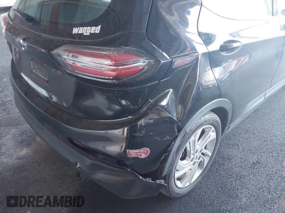 ✅ 2023 Chevrolet Bolt EV 1LT • VIN: 1G1FW6S04P4132926 • Lot: 43551767. Listed on IAAI with 25,996 mi. Free auction sales archive from the USA and detailed vehicle history report at DreamBid. Image 6.