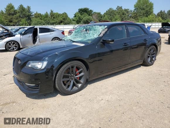 ✅ 2023 Chrysler 300 C • VIN: 2C3CCAPJ2PH542445 • Лот: 64880055. Опубликован ранее на Copart с пробегом 23 204 миль. Бесплатный доступ к архиву аукционных продаж из США и подробный отчёт об истории автомобиля на DreamBid. Изображение 1.