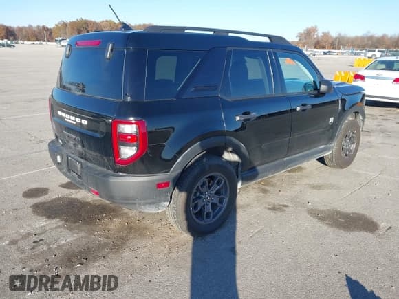 ✅ 2023 Ford Bronco Sport Big Bend • VIN: 3FMCR9B63PRD72463 • Lot: 43685707. Listed on IAAI with 14,053 mi. Free auction sales archive from the USA and detailed vehicle history report at DreamBid. Image 4.