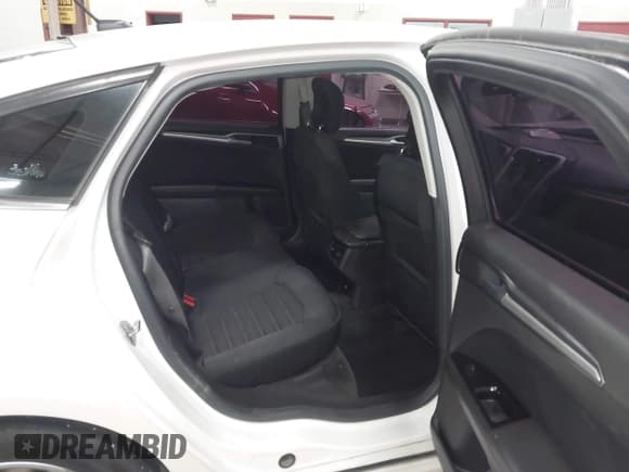 ✅ 2015 Ford Fusion SE • VIN: 3FA6P0H72FR164663 • Lot: 43663299. Listed on IAAI with 145,897 mi. Free auction sales archive from the USA and detailed vehicle history report at DreamBid. Image 8.